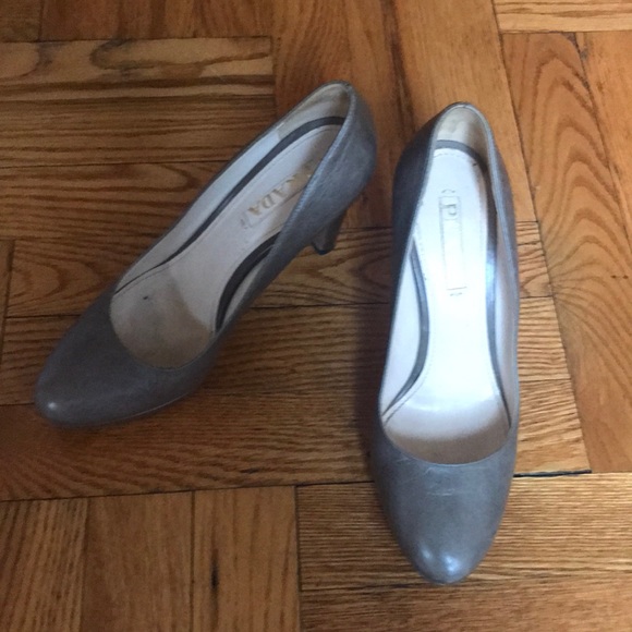 Prada platform pumps size 38 - Picture 3 of 6